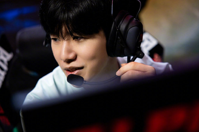 式的外野前 式的外野前